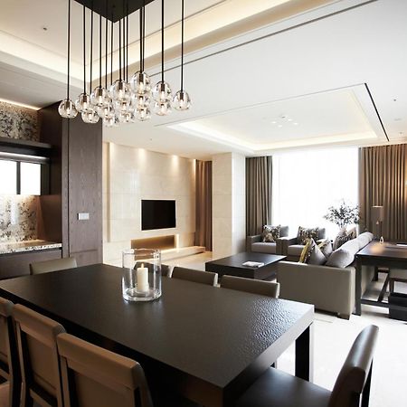Crown Park Hotel Seoul Myeongdong Exterior photo